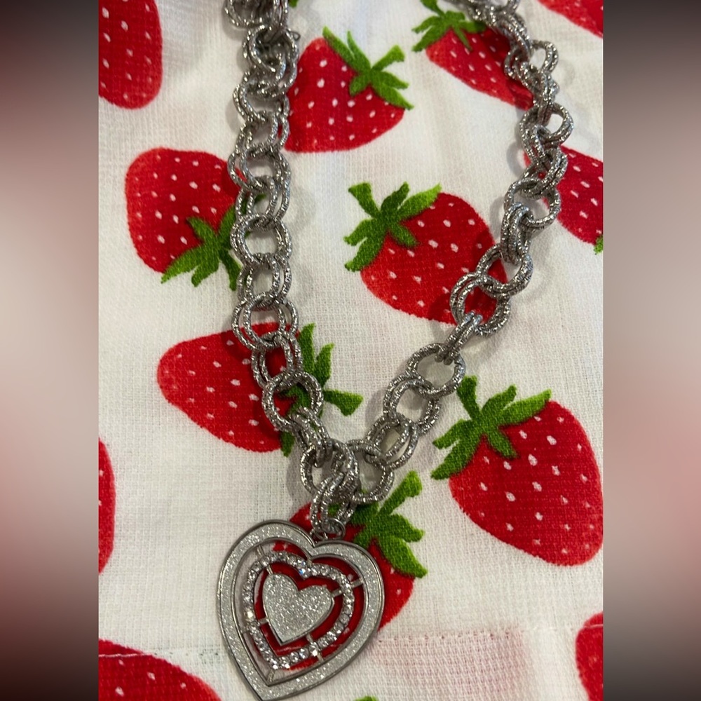 Y2K chunky heart necklace